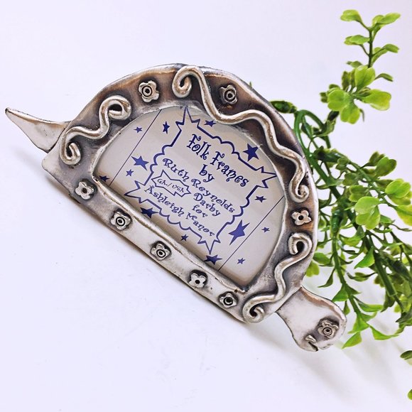 Small Metal Turtle Picture Frame by Folk Frames by Ruth Reynolds Darby for Ashle - Picture 3 of 4